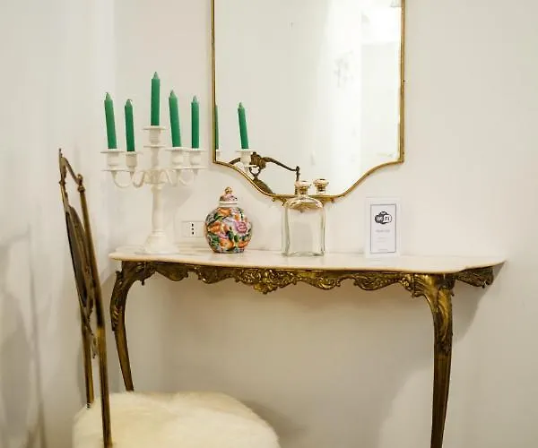 Casa Leoncino Oda ve Kahvaltı 4*