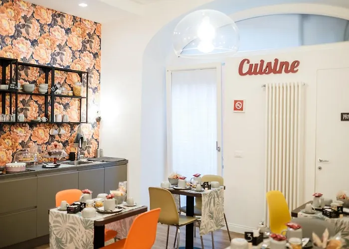 Casa Leoncino Bed & Breakfast 4*